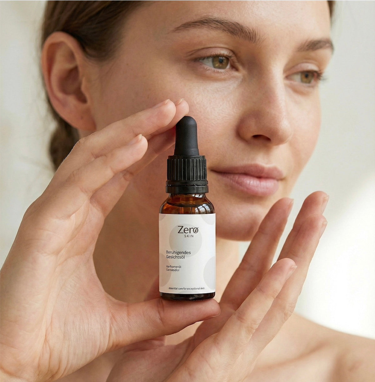 Soothing facial oil with CBD - 15 ml
